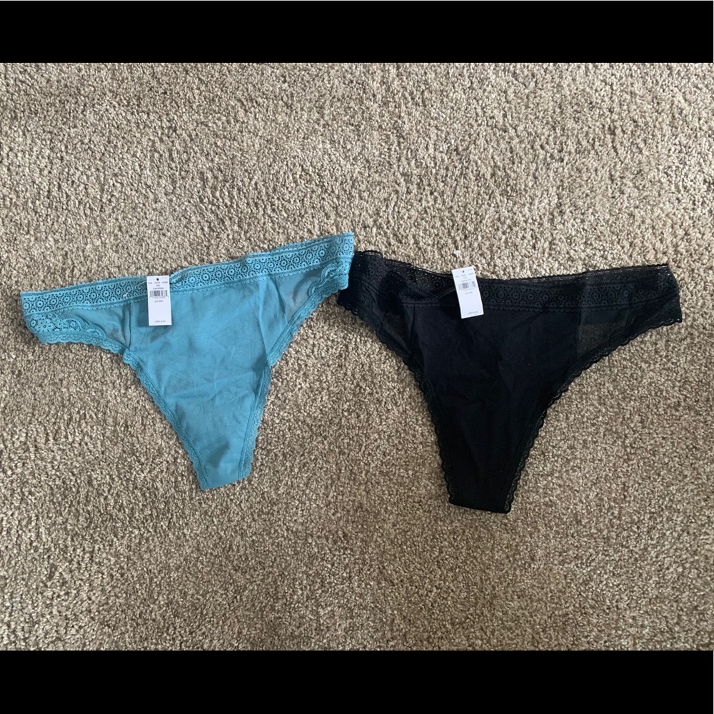 Aerie Thongs